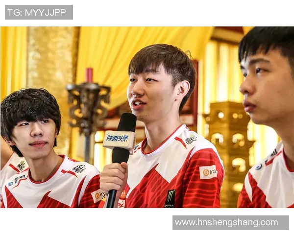 老将传承精神接力棒交接新人勇闯英雄联盟新篇章